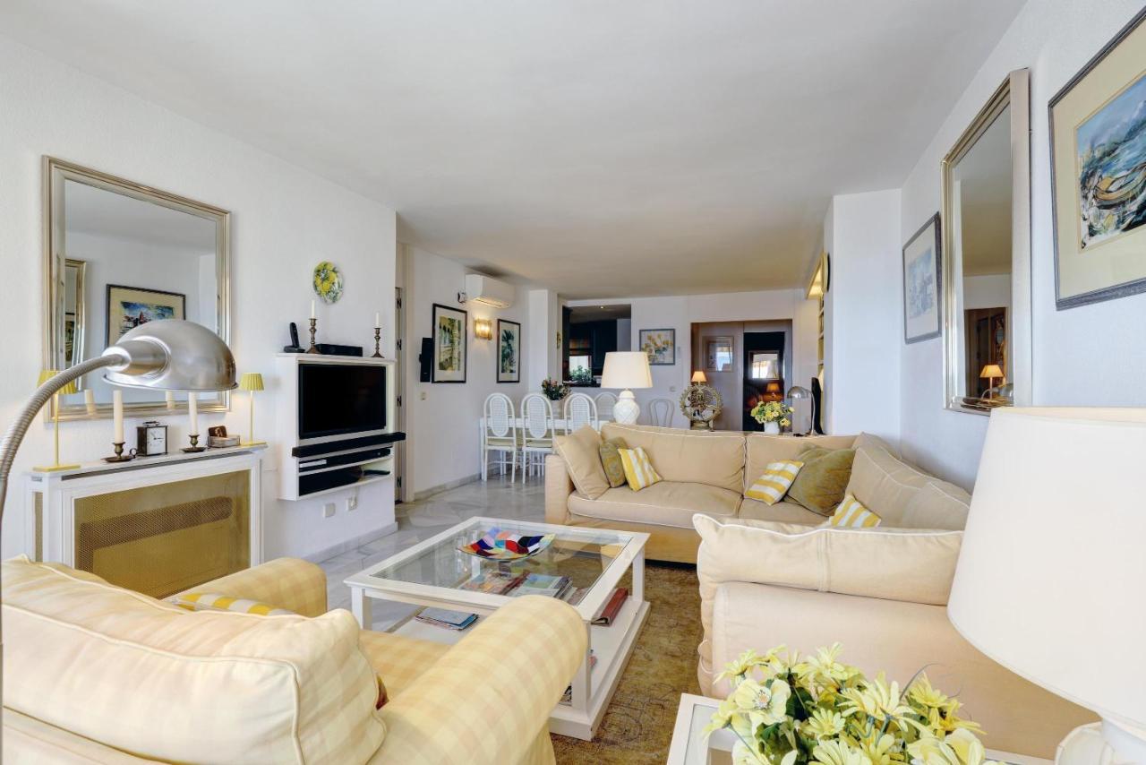 Apartment - Car Included Estepona Exterior photo